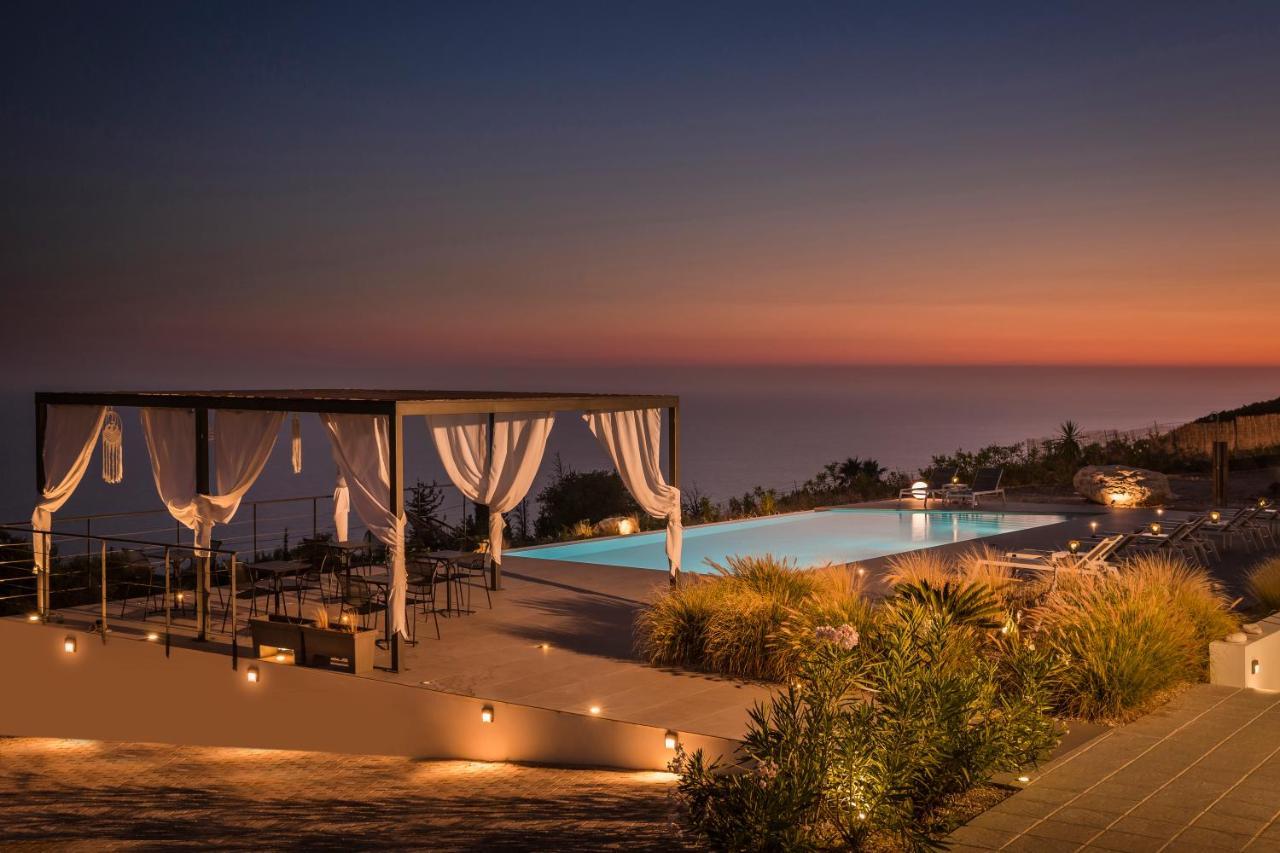 Kefalonian Escape Suites Valeriános Exteriör bild