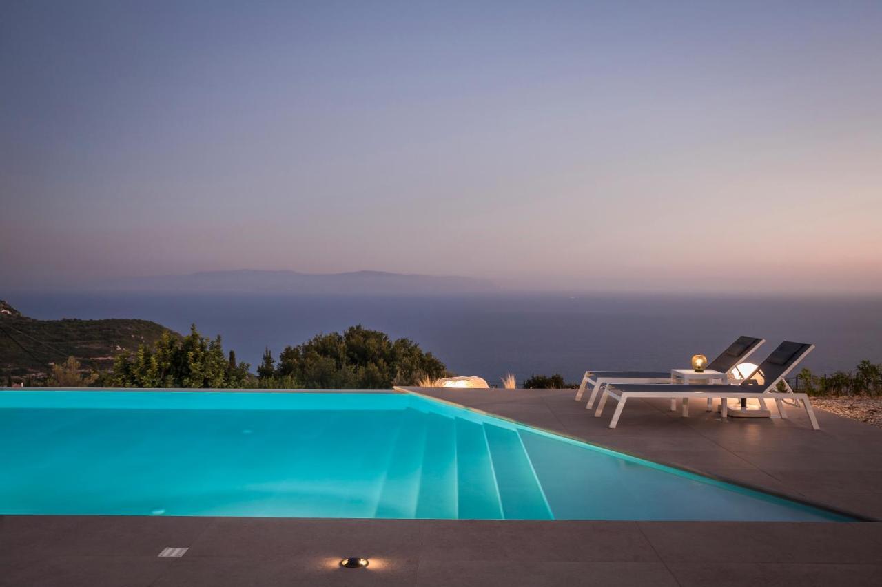 Kefalonian Escape Suites Valeriános Exteriör bild
