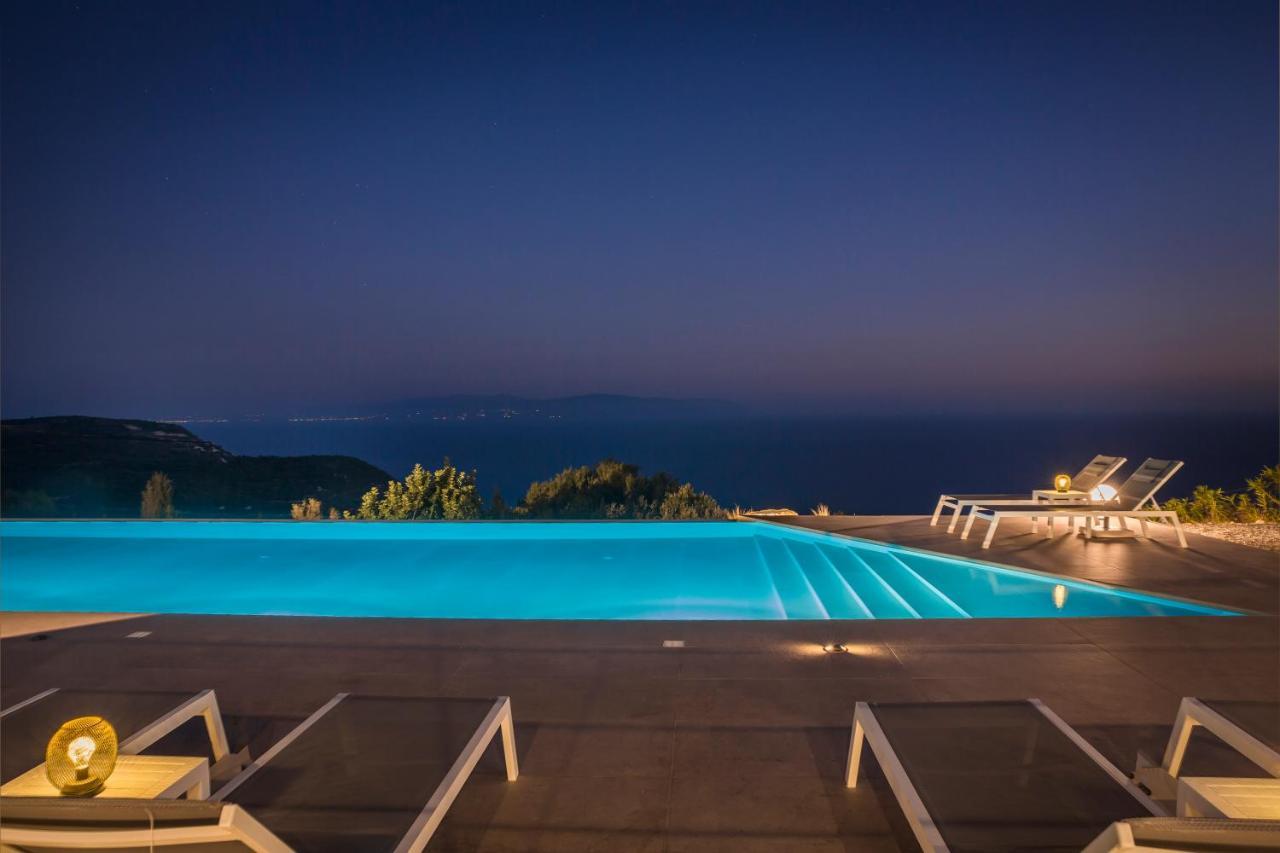 Kefalonian Escape Suites Valeriános Exteriör bild