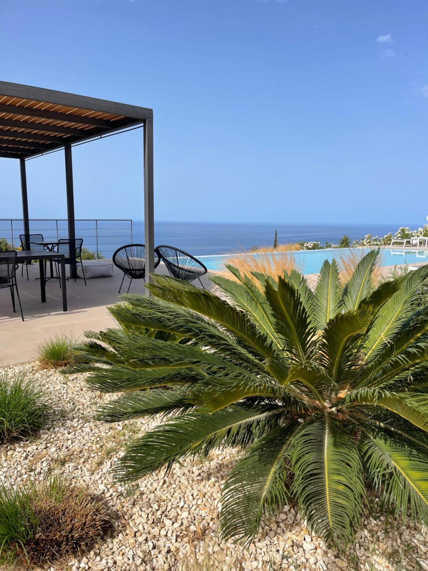 Kefalonian Escape Suites Valeriános Exteriör bild